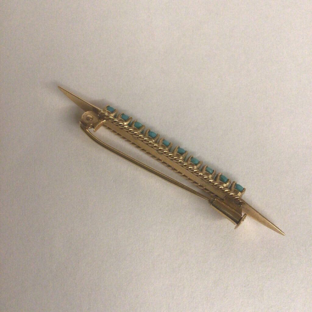 18Kt Gold & Turquoise Antique Brooch