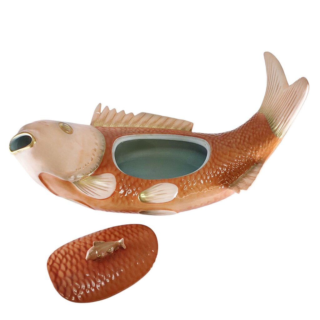 Mottahedeh Porcelain Carp Tureen