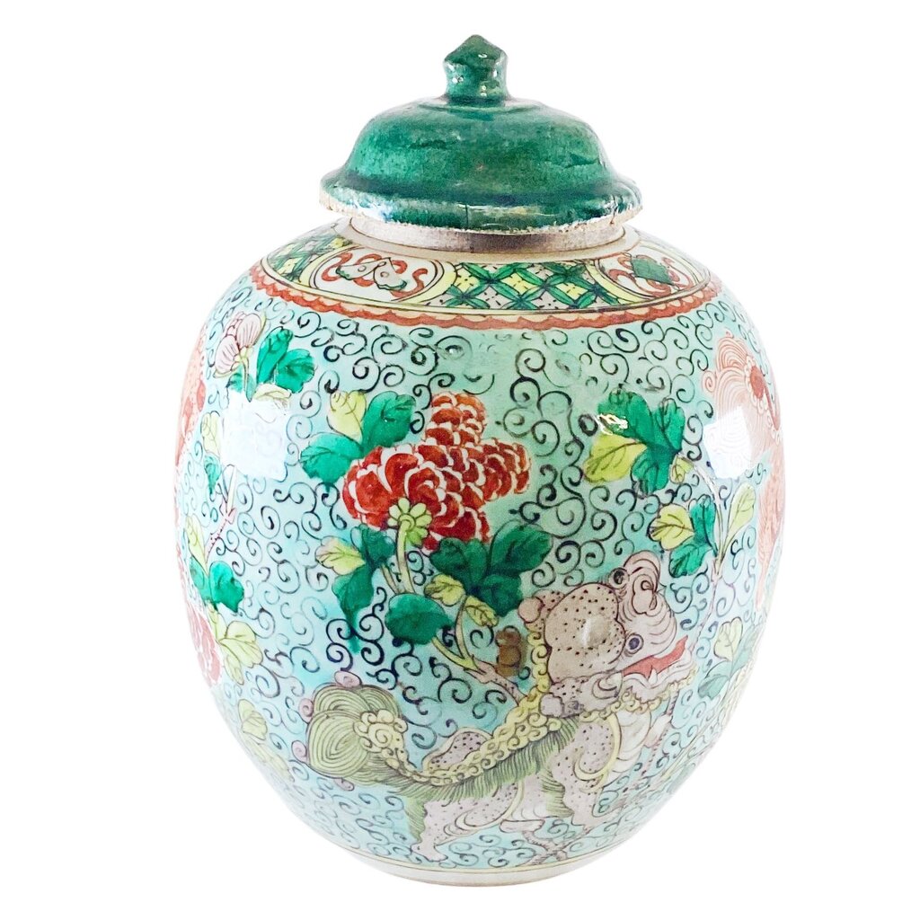 Chinese Export Ginger Jar w Dragons