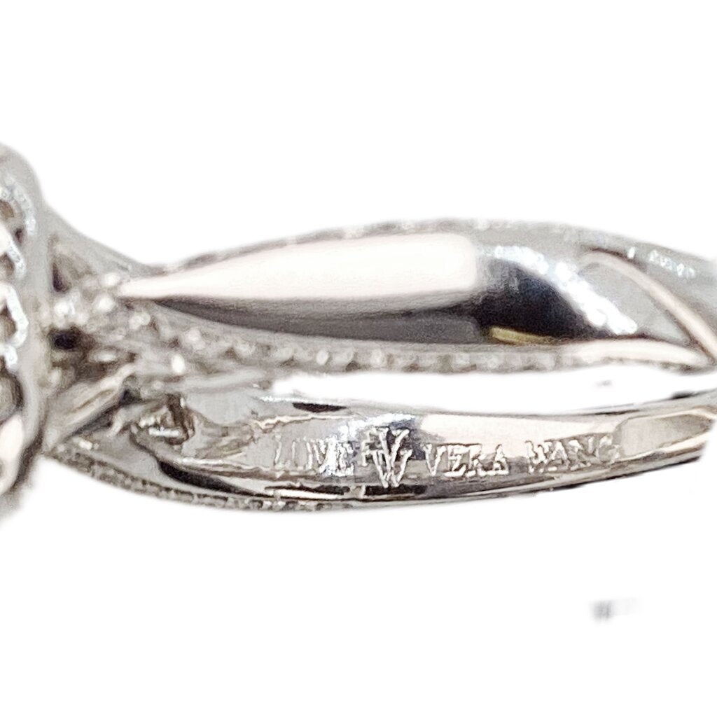 Vera Wang Diamond Ring Set w. 0.50 Carat Stone Mounted in 14k