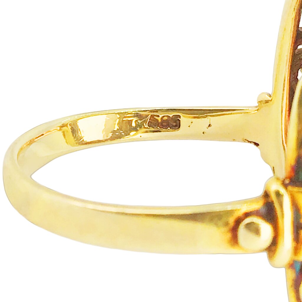 Victorian Amethyst Ring Mounted in 14Kt