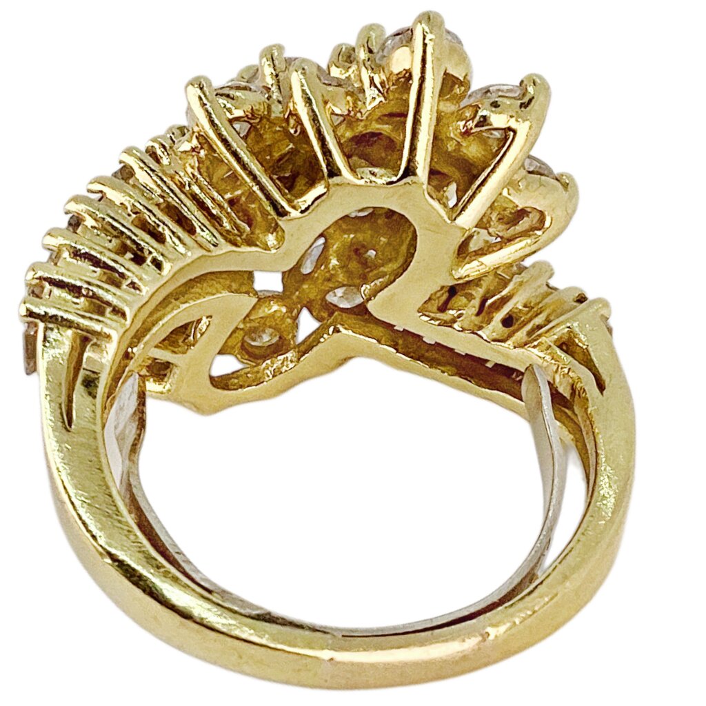 18Kt Gold & Diamond Cluster Ring (Tested)