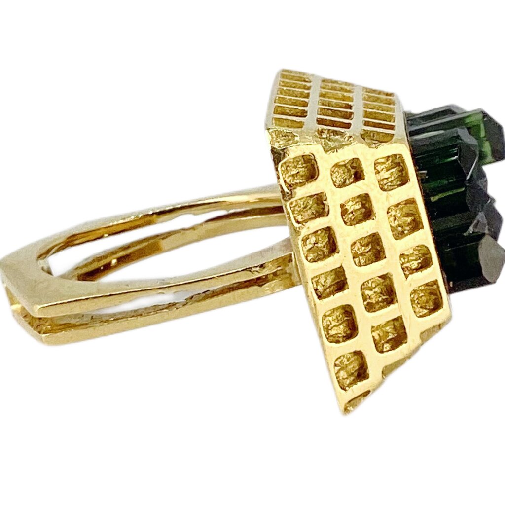 18Kt Gold & Tourmaline Crystals Pyramid Ring