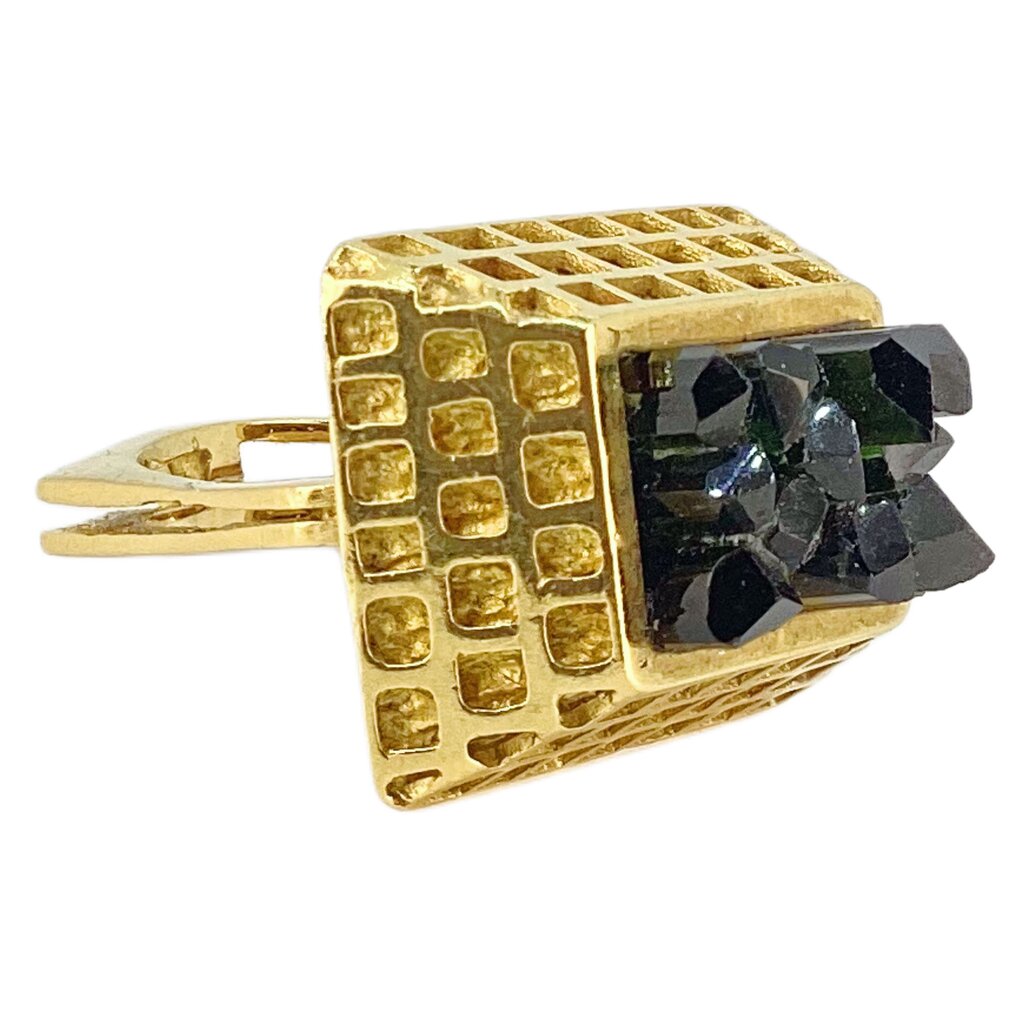 18Kt Gold & Tourmaline Crystals Pyramid Ring