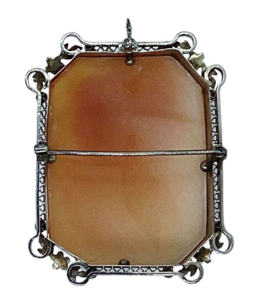 Vintage 14K Cameo