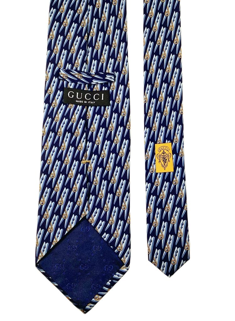 Gucci Tie w Clothespins