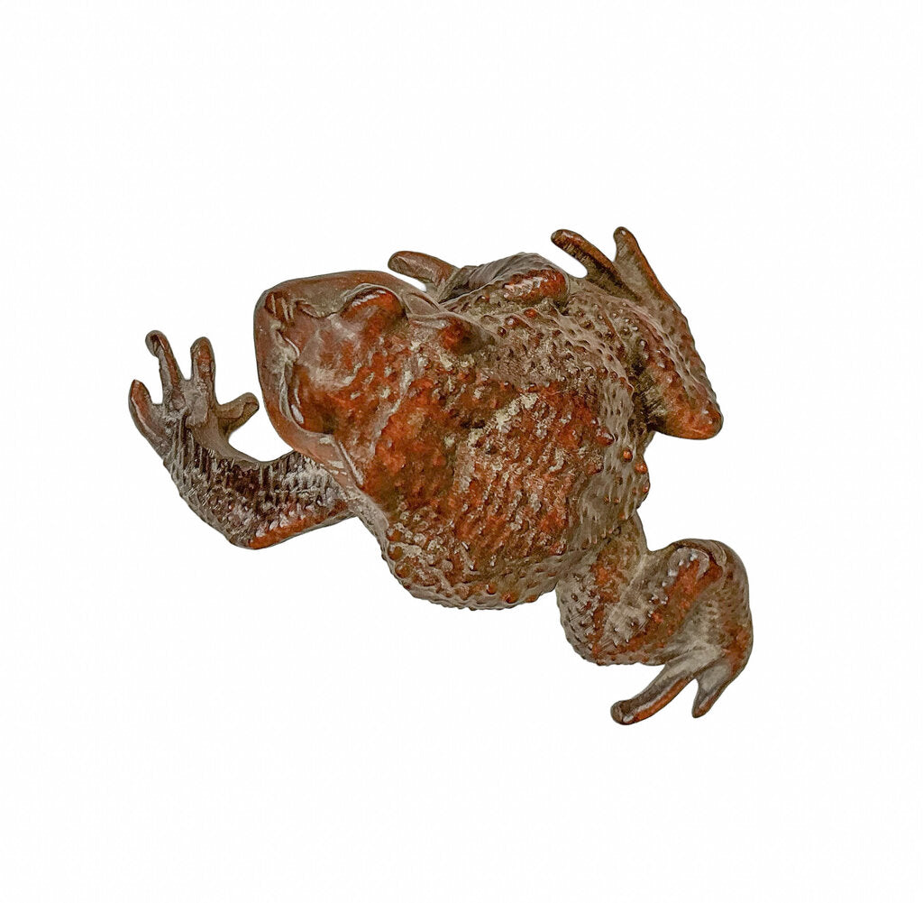 Boxwood Carved Toad Statue