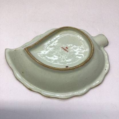 Early 20th c. Chinese Export Famille Rose Leaf Dish