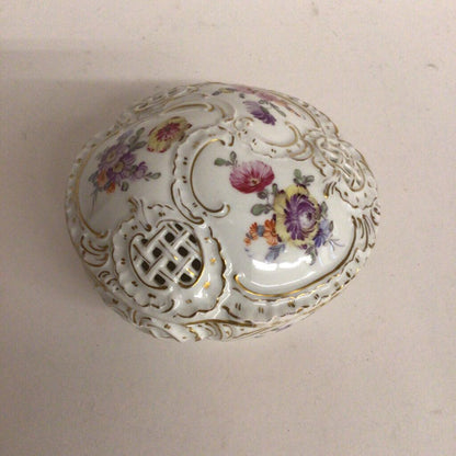 Nymphenburg Reticulated Box, ca. 1895-1910