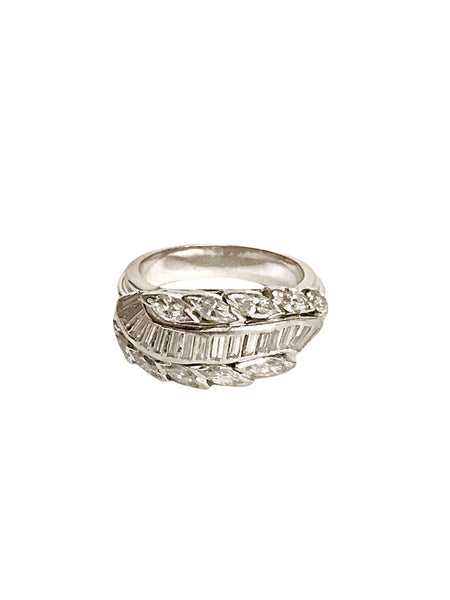 14Kt White Gold and Diamond Ring