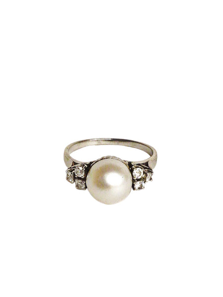 Antique Pearl and Diamond Ring Set in Platinum