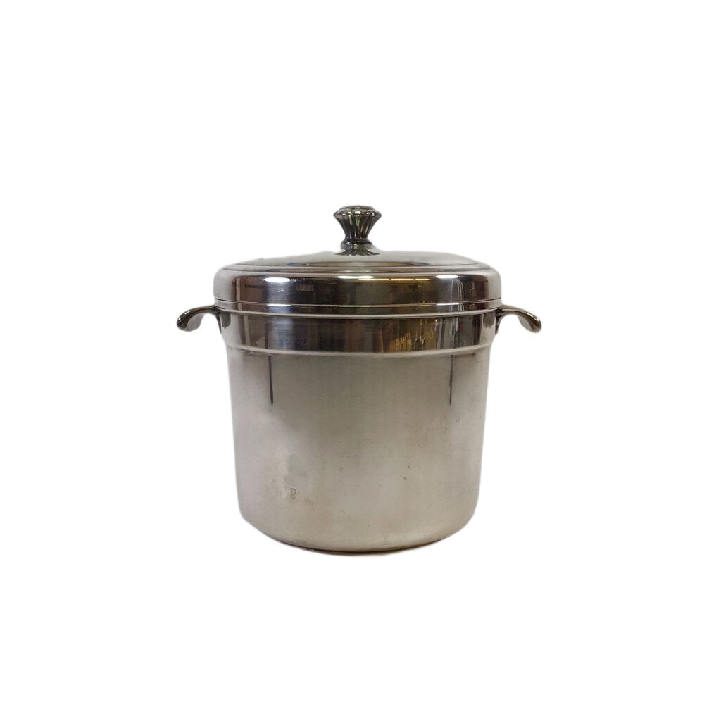 International Silver Co. Silverplated Ice Bucket