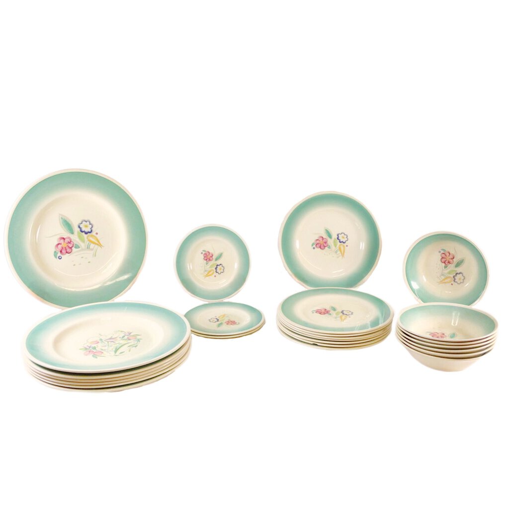 25 pc. Susie Cooper Nosegay Plates and Bowls