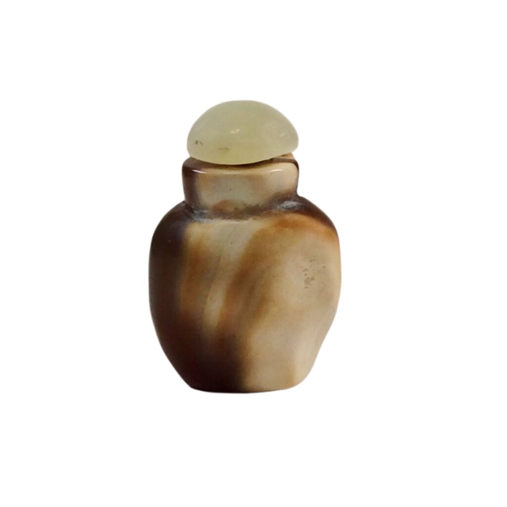 Plain agate small snuff bottle