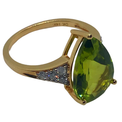 Pear Shaped Peridot & Diamond Ring in 14Kt Gold