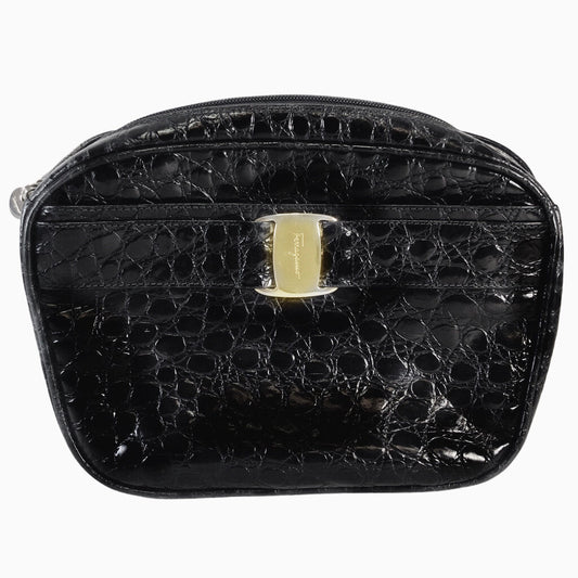 Ferragamo Black Leather Belt Buckle Shoulder Bag