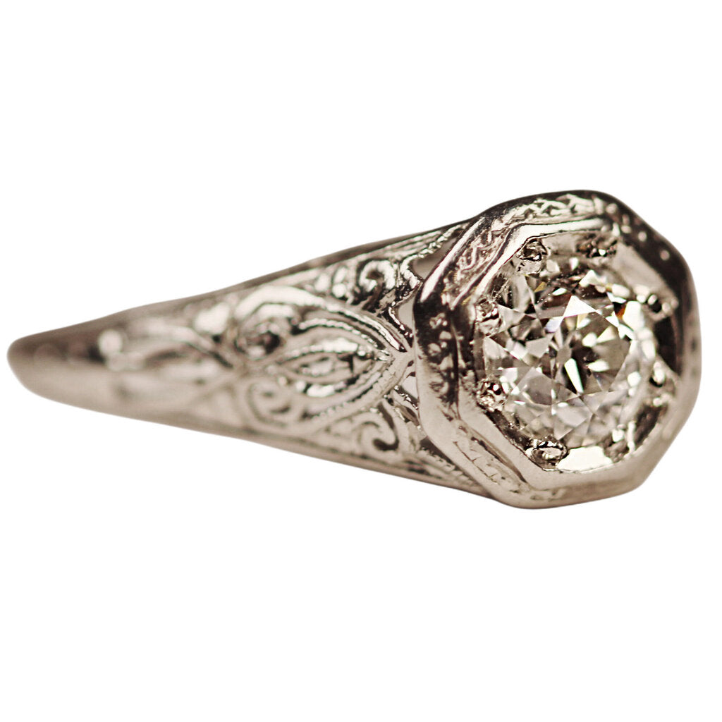 Diamond & Platinum Ring circa 1920s