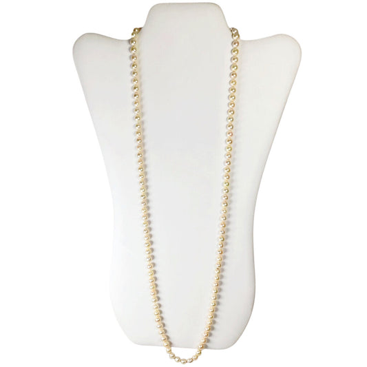 Japanese Saltwater Cultured Pearl Necklace w. 14Kt Gold Clasp