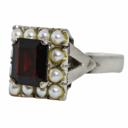 Garnet & Seed Pearl Cluster Ring in 14Kt Gold