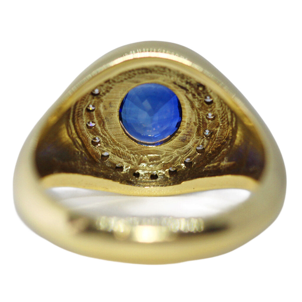 Blue Sapphire & Diamond Ring in 14Kt Gold