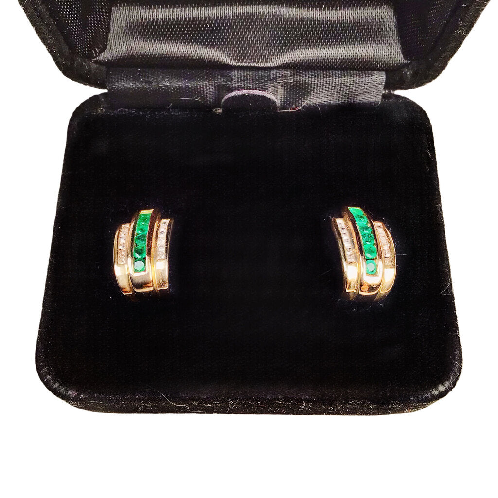 Emerald & Diamond Earrings in 14Kt Yellow Gold