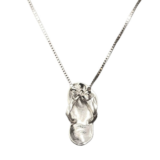 14Kt White Gold Sandal Necklace