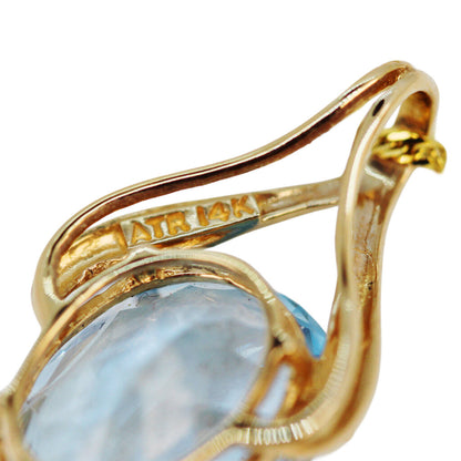 Blue Topaz Pendant Mounted in 14Kt Gold w. Milor Italy 14Kt Chain Necklace