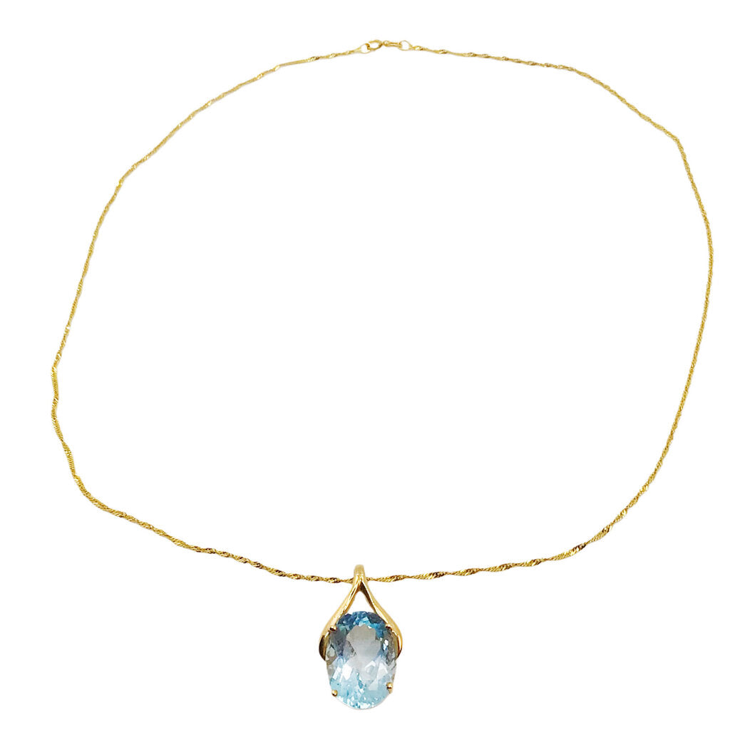 Blue Topaz Pendant Mounted in 14Kt Gold w. Milor Italy 14Kt Chain Necklace