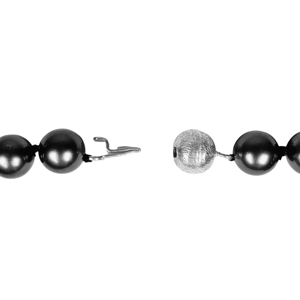 Black Cultured Pearl Necklace w. Silver Tone Ball Clasp