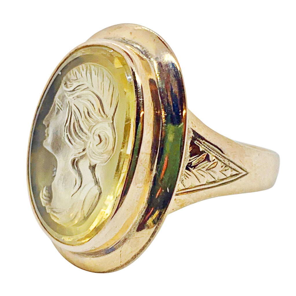 14Kt Gold Ring Set w. Alto Rilievo Carved Yellow Gemstone