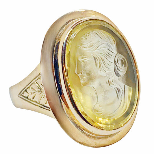 14Kt Gold Ring Set w. Alto Rilievo Carved Yellow Gemstone