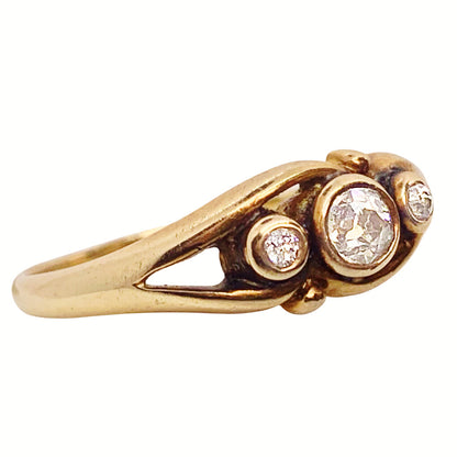 Antique Old Cut Diamond Ring in 14Kt Gold