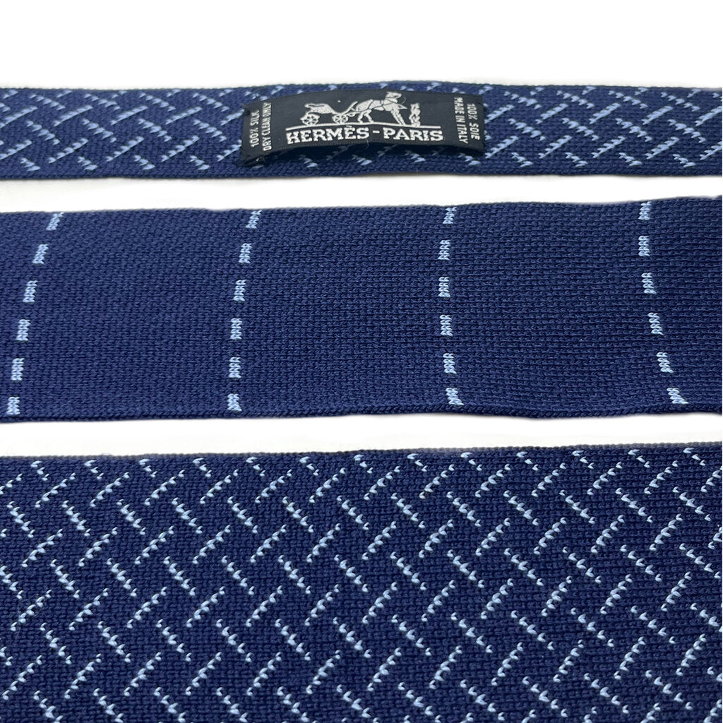 Hermes Navy w. White Stitch Pattern Knit Necktie