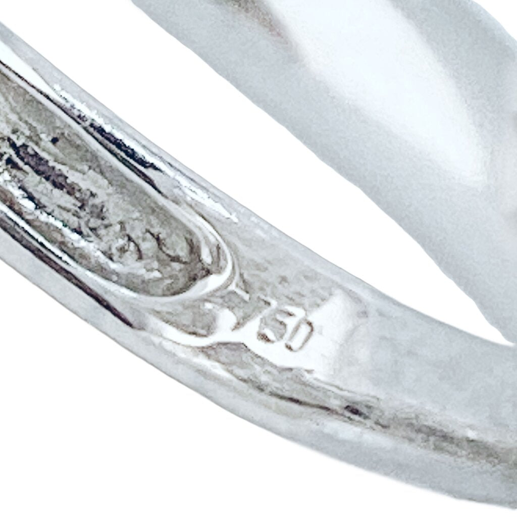 18Kt & Diamond Lily Custom Ring