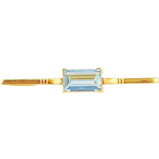 18Kt Gold & Aquamarine Bar Pin. 1940's
