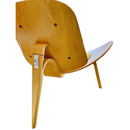 Hans J. Wegner Shell Chair