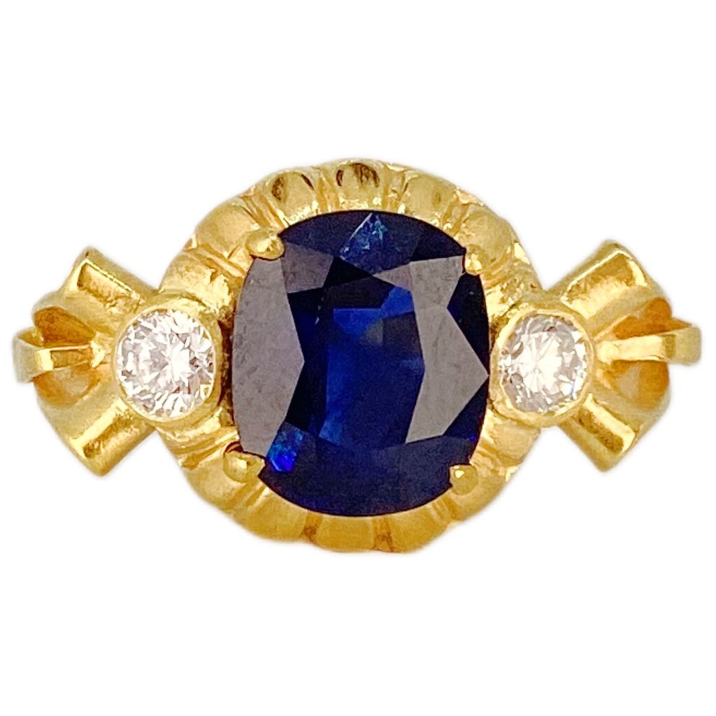 18kt Yellow Gold, Sapphire and Diamond Ring