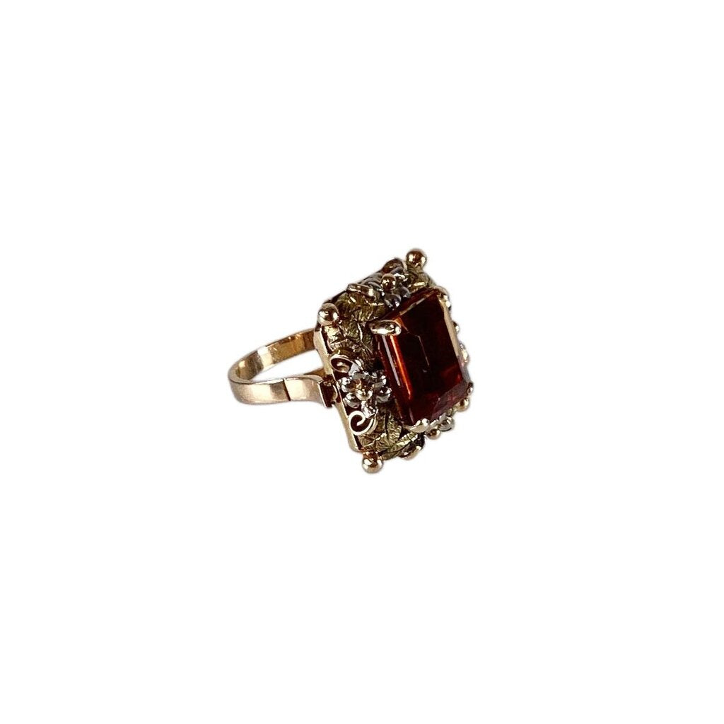 18Kt Gold & Citrine 1950's Ring