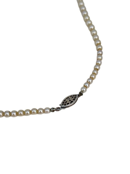 Graduated Pearl Necklace