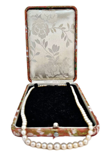 Graduated Pearl Necklace