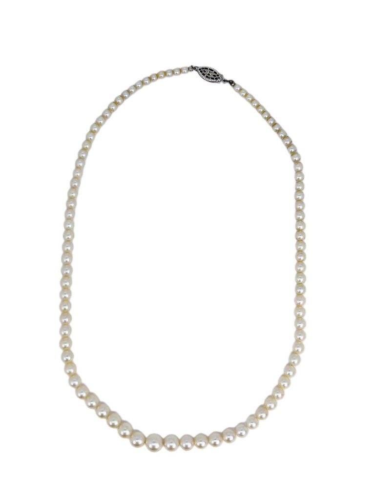 Graduated Pearl Necklace