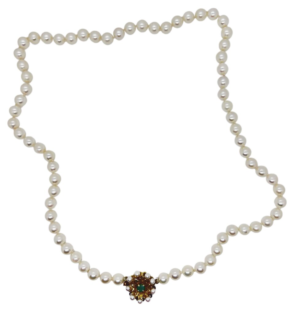 7.5 mm Cultured Pearl Necklace w 14Kt Gold & Emerald Clasp