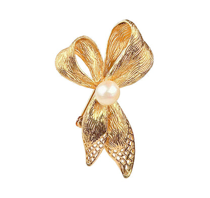 14K Gold Bow Brooch w 6.5 Cultured Pearl - Opportunity Shop DC