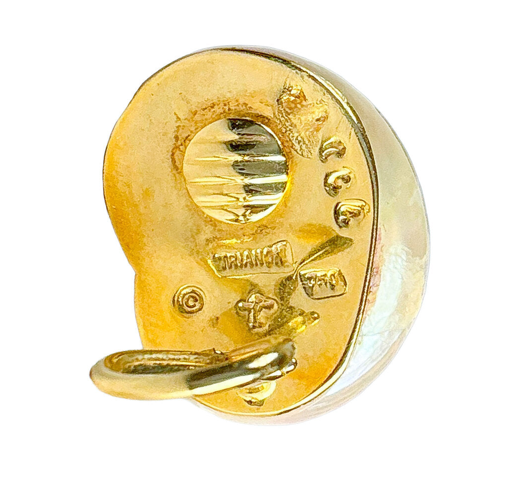 Seaman Schepps White Umbonium Shell Earrings w Cabachon - Opportunity Shop DC