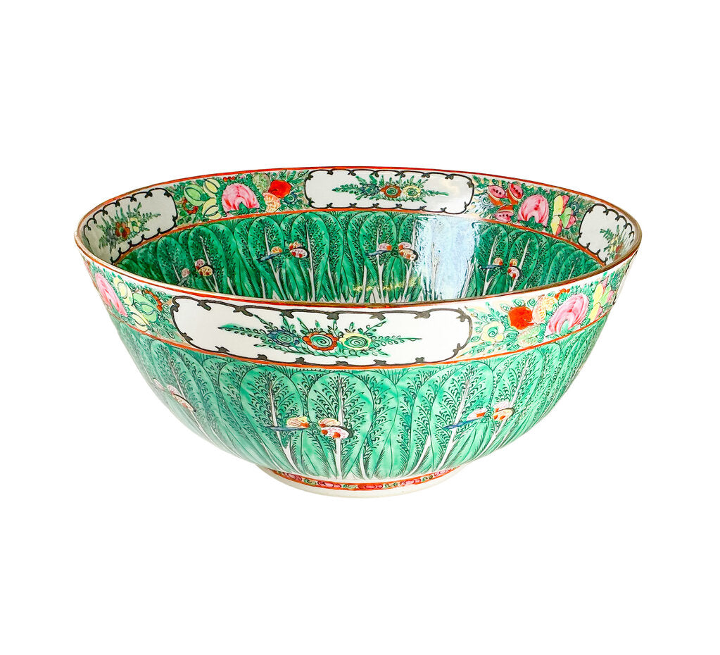 Decorative Famille Verte Bowl w Bok Choy Pattern