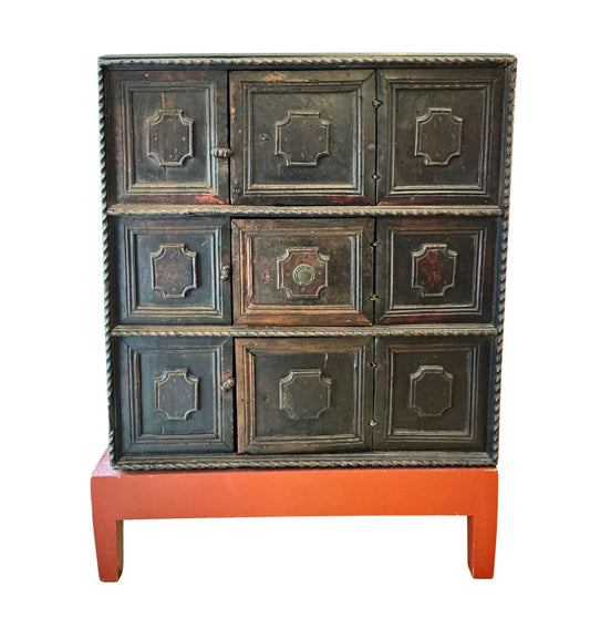 Late 1500's Italian Chest 34"H32"W14"D