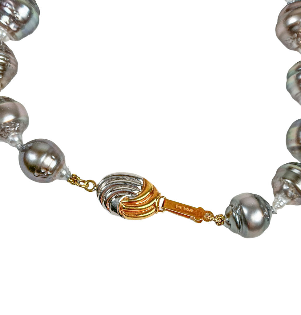 Tahitian Pearl Necklace w 14K G Clasp