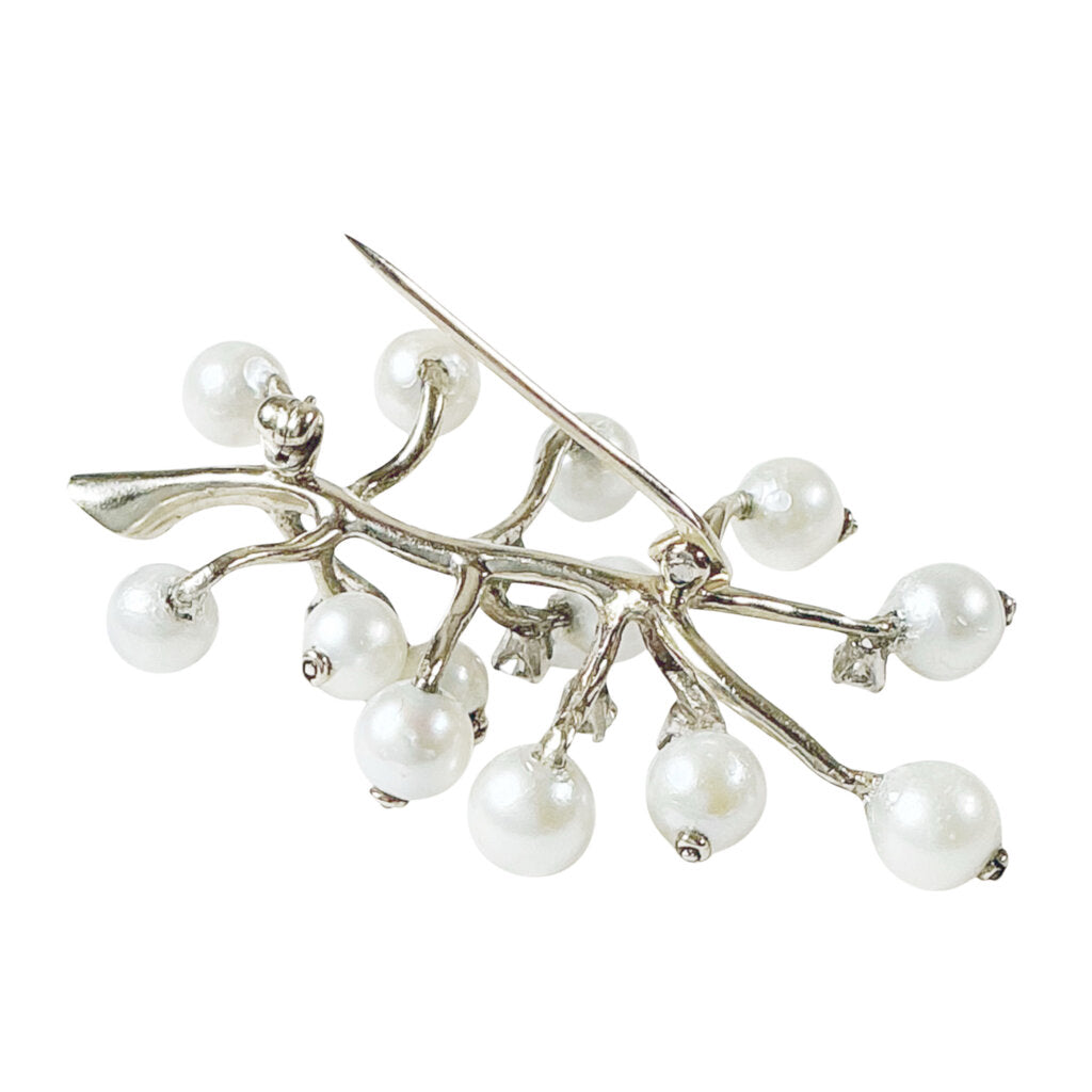 14K (tested) WG Cultured Pearl & Diamond Brooch