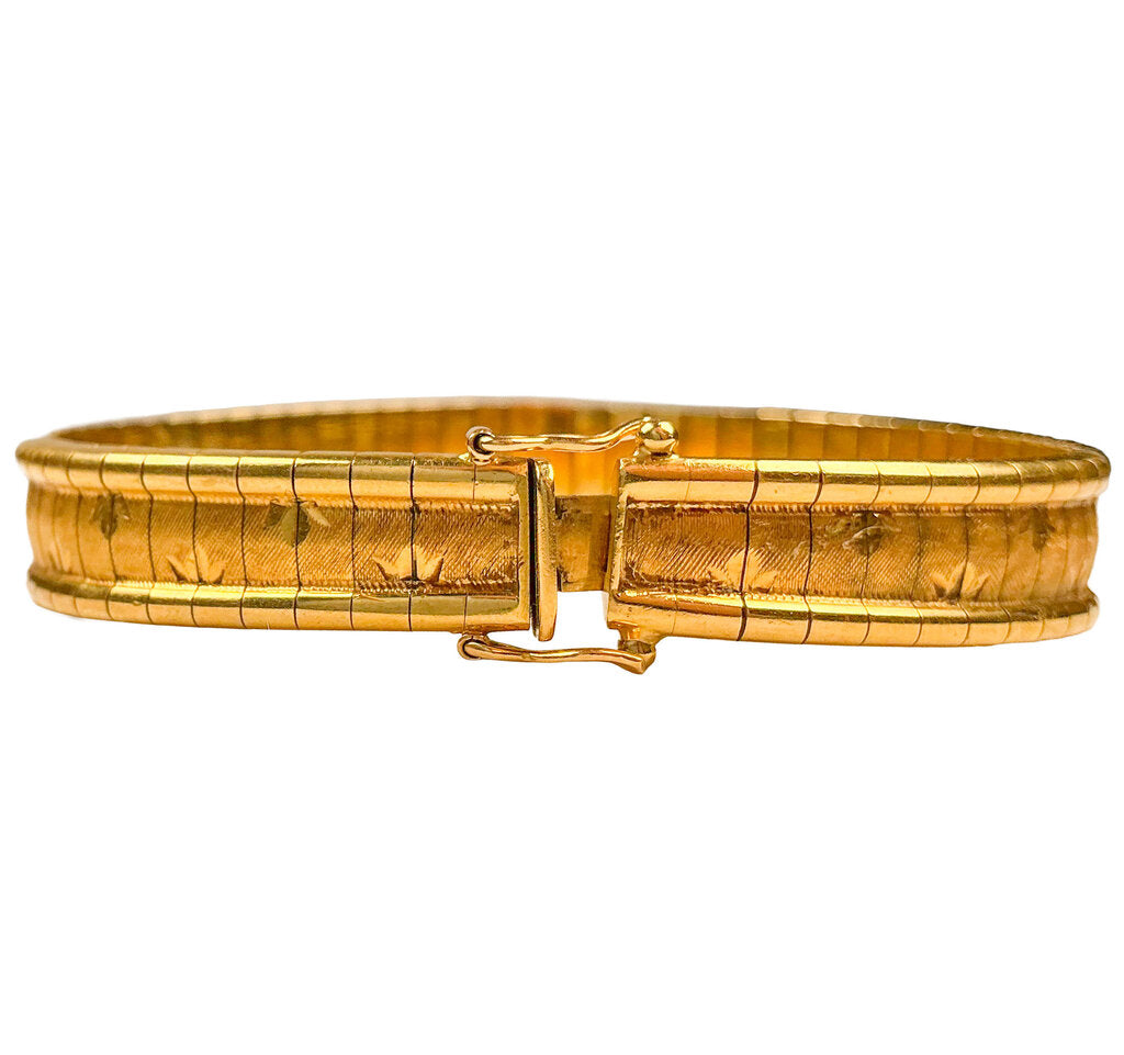 18 YG Flat-Band Bracelet. 750. Box Clasp. 50g