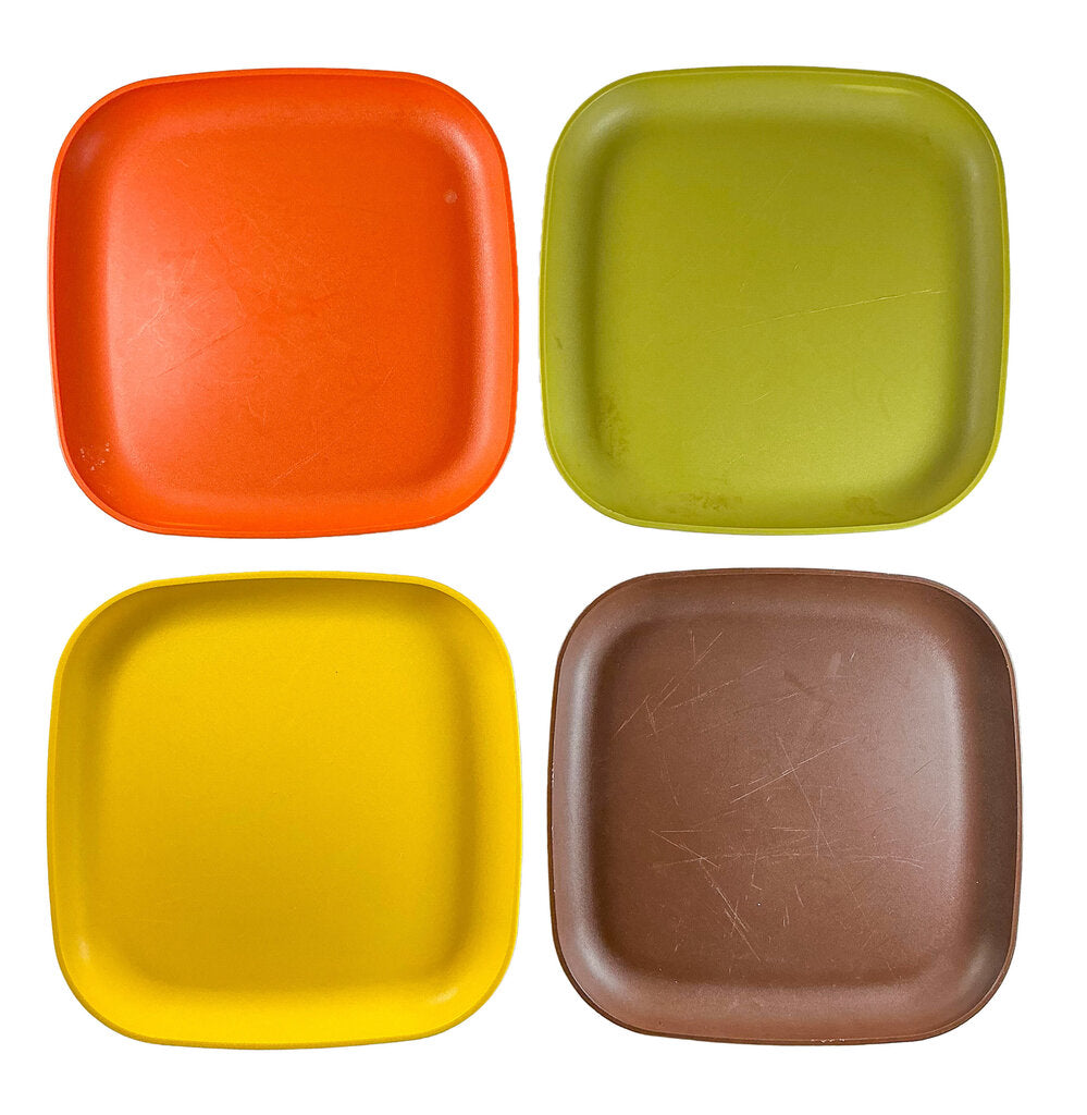 4PC Tupperware Autumn Harvest Plate Set